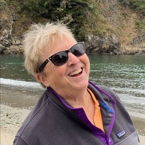 Meet your Posher, Andrea